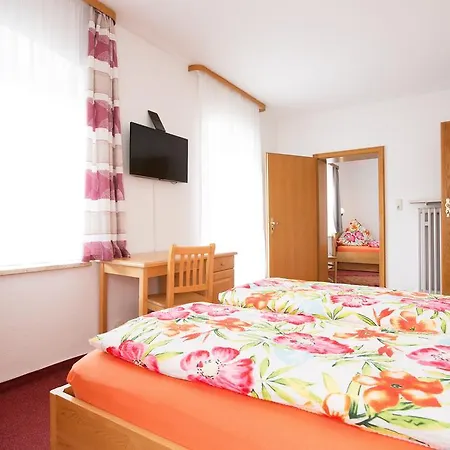 Gasthof Zum Lamm * 가르미슈파르텐키르헨