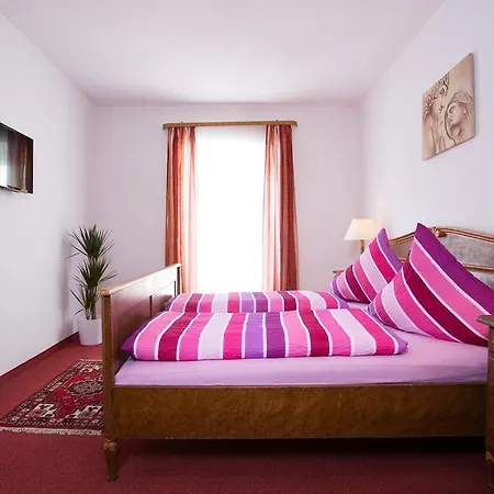 Hotell Gasthof Zum Lamm *