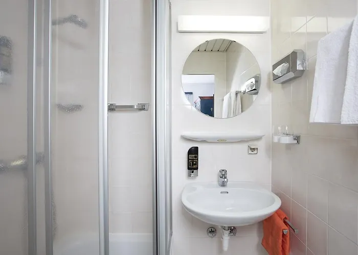 Gasthof Zum Lamm Отель Гармиш-Партенкирхен