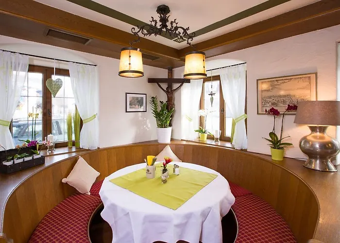 Отель Gasthof Zum Lamm Гармиш-Партенкирхен